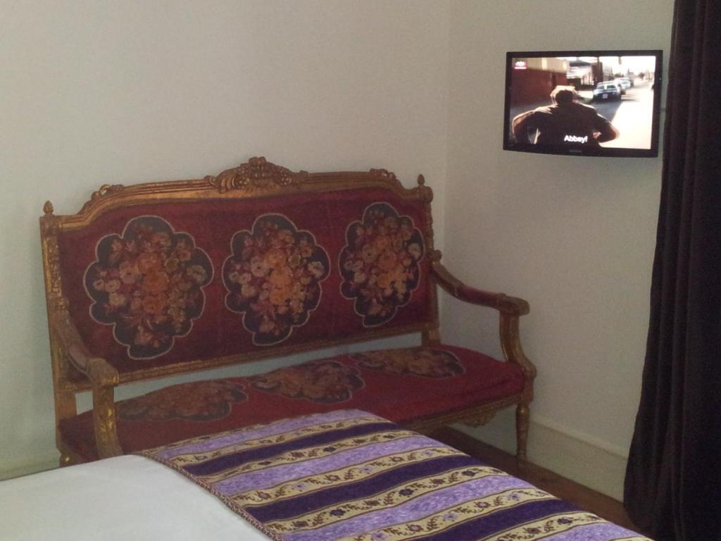 Whatever Art B&B Lisbon Bagian luar foto